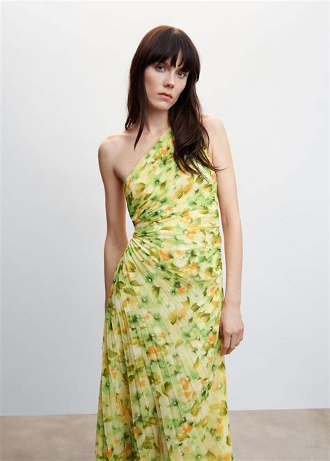 30 Summer Dresses That Are Guaranteed Crowd-Pleasers | Who What Wear