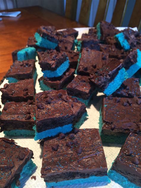 Made Blue Velvet Oreo Cheesecake Brownies Desserts Oreo Cheesecake Cheesecake Brownies