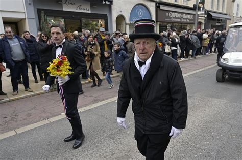 Beaujolais Conscrits Des Classes En De Villefranche Sur Sa Ne