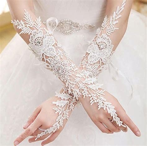 Beautiful Wedding Gloves To Adorn Your Hands Tidewater And Tulle