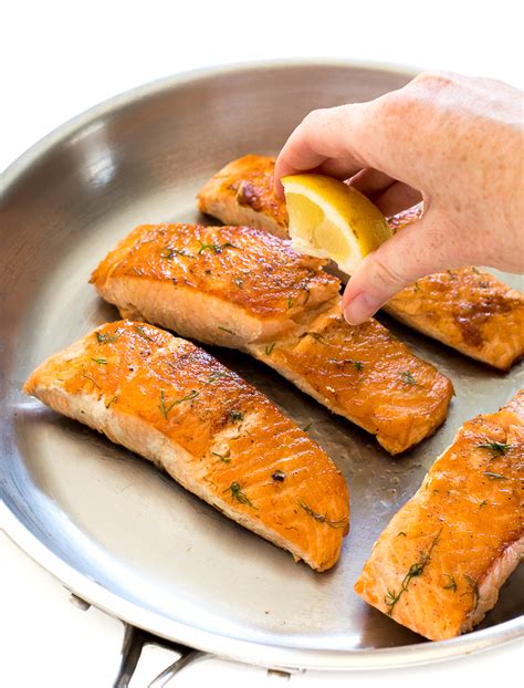 Easy Pan Fried Salmon With Lemon Dill Butter Chef Savvy