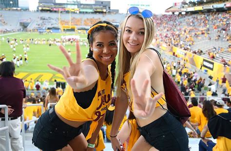 College Football Superfans Week 2 Sports Illustrated