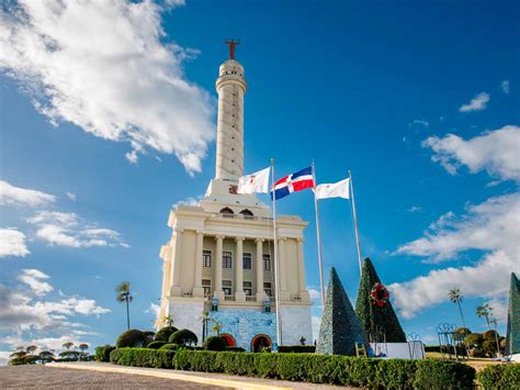 Monumento A Los H Roes De La Restauraci N Un Lugar Importante Para La