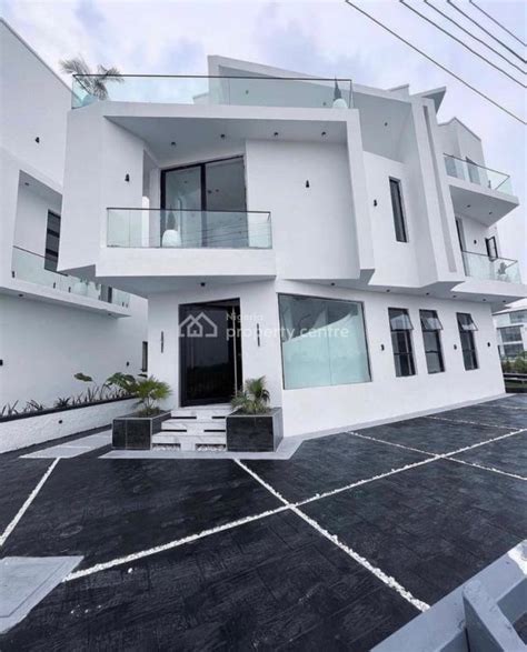 For Sale 5 Bedroom Luxurious Fully Detached Duplex Osapa London