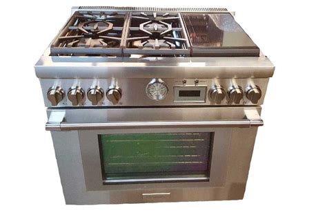 Combination Induction And Gas Cooktop