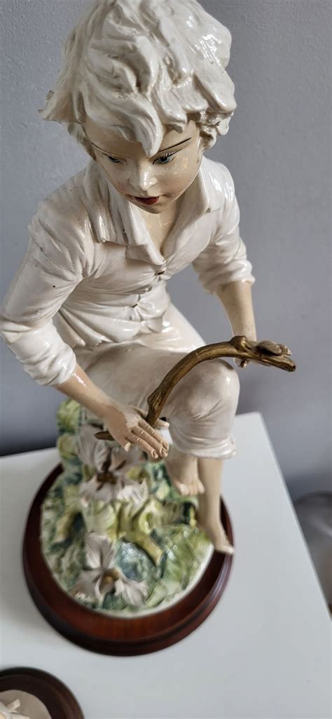 Capodimonte Porcelana Figurka Wroc Aw Stare Miasto Olx Pl