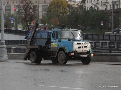 ZiL 497442 | Moscow | Kim L | Flickr