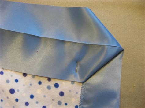 How To Sew Corners Of Blanket Binding At Timothy Barlow Blog