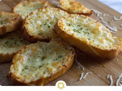 Cheesy Garlic Bread