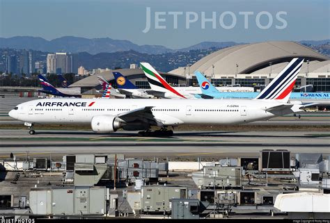 F GZNA Boeing 777 328ER Air France Rocky Wang JetPhotos