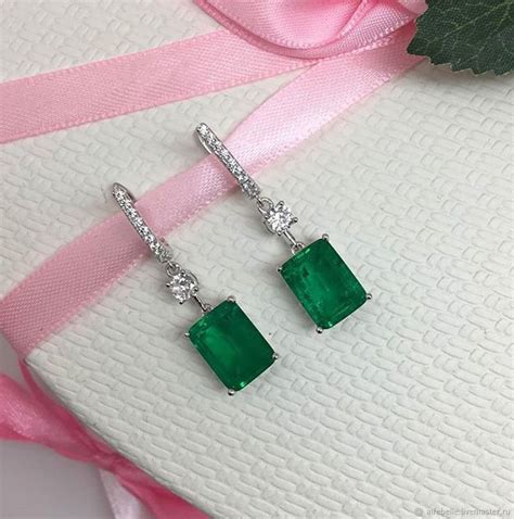 Винтаж: Серьги Chopard с багетным изумрудом серебро, цирконы в интернет ...