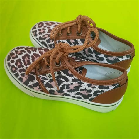 Vans Kids Size Euro 28 Pink Leopard Print Shoes Kicks Sneakers Skate