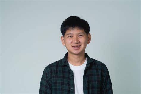 Premium Photo Asian Man Braces Teeth Braces On The White Teeth Of Man