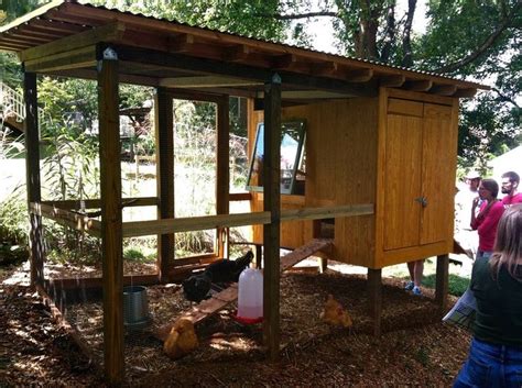 Eclectic Urban Coop Tour Atlanta Urban Backyard Diy Chicken Coop