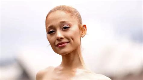 Ariana Grande Finally Goes Instagram Official With Ethan Slater With