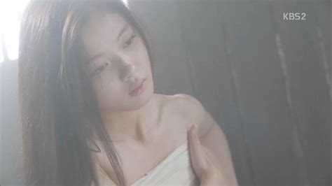 Kim Yoo Jung Magazine Hot Sex Picture