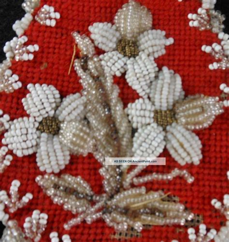 Pin By Denise Walters On Native American Bead Work Native American Beadwork Beaded Embroidery