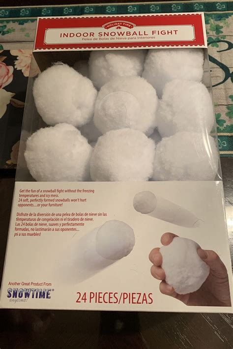 Holiday Time Indoor Snowball Fight 24 Soft Snowballs No Mess Fun Ebay