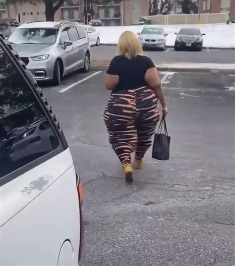 SSBBW JIGGLING ASS ThisVid
