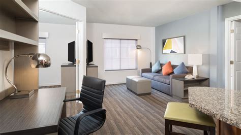 Book Our Pet-Friendly Hotel Suites in White Plains, NY | Hyatt House White Plains