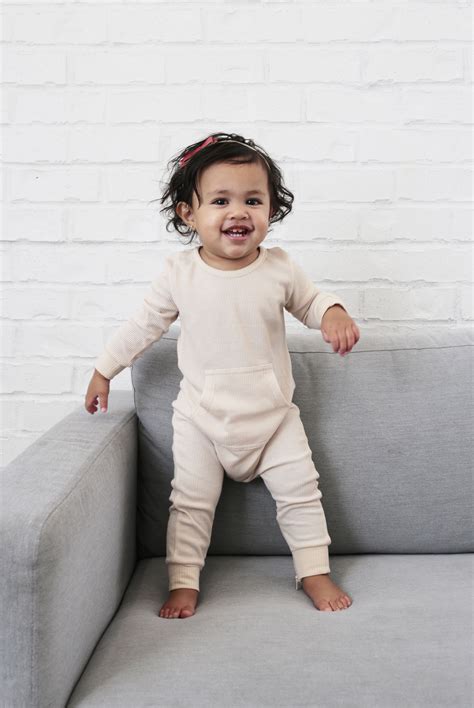 Cream Long Sleeve - Eleanora & Co
