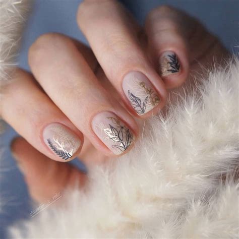 Pretty Nail Designs For Spring Outline Leave Nude Nails