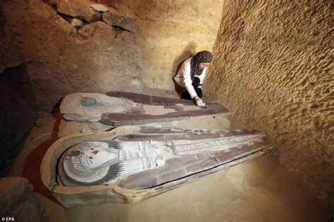 Egyptian archaeologists discover two ancient tombs near the Pyramids of ...