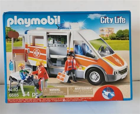 Playmobil Ambulance Avec Gyrophare Et Sir Ne R F D S Ans Eur