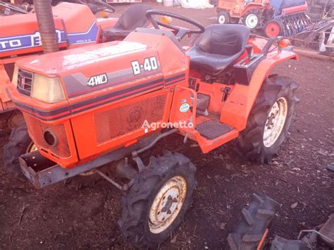 Mini trator KUBOTA B 40 a venda Ucrânia Zolotonosha NM18399