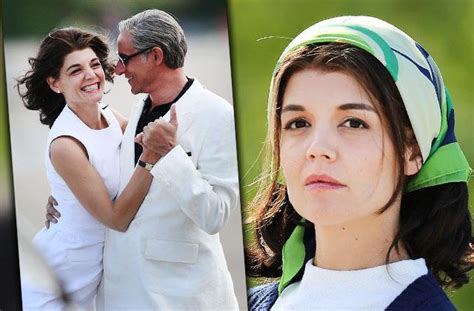 Katie Holmes Gets Flirty On Set Of ‘The Kennedys’