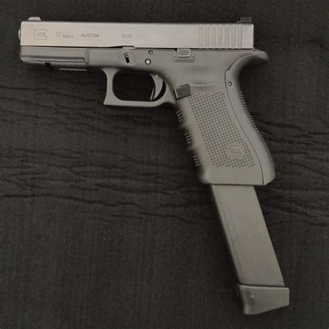 Glock 17 33 Round Magazine Boldlena