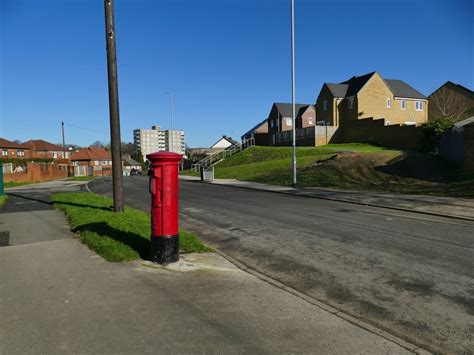 Postbox On Bailey S Lane Stephen Craven Cc By Sa Geograph