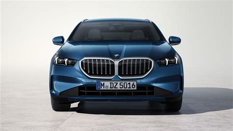 Nuova Bmw Serie Touring Motori Informazioni Versioni