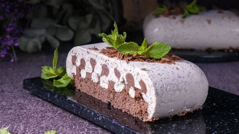 Йогуртовое мороженое с ягодами - Школа кондитерского искусства