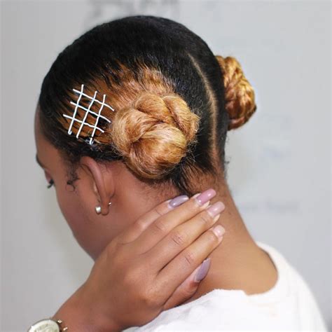 Exposed Bobby Pin Trend Inspiration Sitename Essence