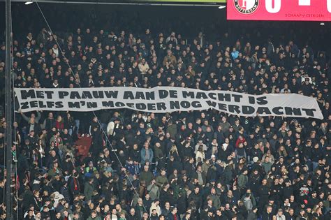 Oud Directeur Nijland Wil Kandidaat Voor Voorzitterschap Knvb Zijn