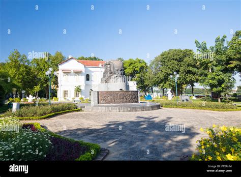 Phan Boi Chau Street Monument Stock Photo - Alamy