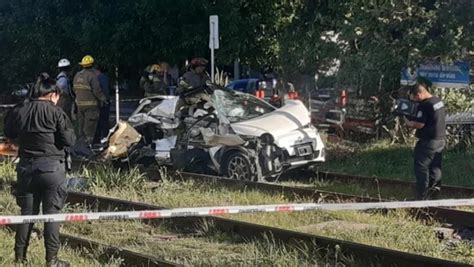 Cuatro Personas Murieron Al Ser Arrolladas Por Un Tren En Quilmes