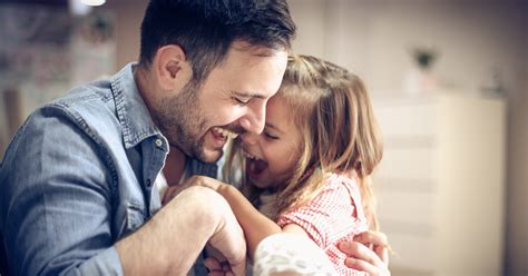 Onkel Nimmt Kleine Nichte Auf Nachdem Leiblicher Vater Sie Versto En Hat