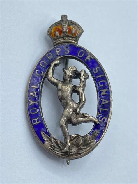 Sweetheart Brooches And Badges