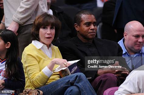 18 Ahmad Rashad Wife Stock Photos, High-Res Pictures, and Images ...