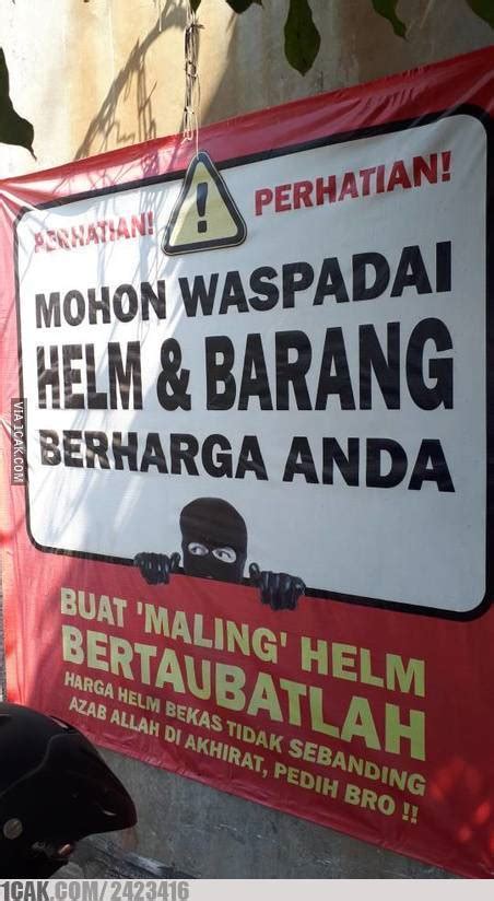 Peringatan Lucu Waspada Helm Hilang Ini Bikin Ngakak