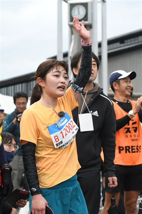 【動画・写真特集】「島根で気持ちよく走ることができた」 井上咲楽さん目標の3時間半切り達成 国宝松江城マラソン 山陰中央新報デジタル