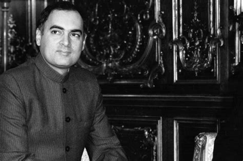 Modi Pays Tribute To Rajiv Gandhi On Birth Anniversary News18