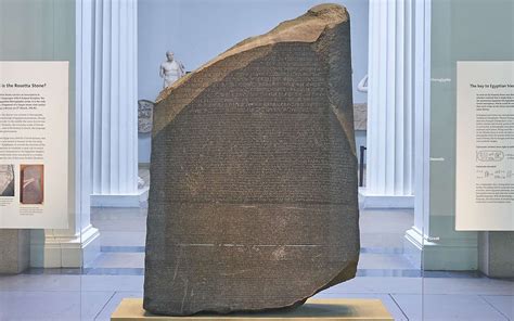 La Pierre De Rosette Numérisée En 3d Rosetta Stone British Museum Stone