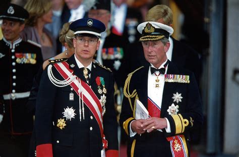 Le Prince Albert Ii F Licite Le Roi Charles Iii Pour Son Accession Au Tr Ne