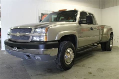 Buy Used 2003 Chevrolet Silverado 3500 Lt Drw Ext Cab In Arlington