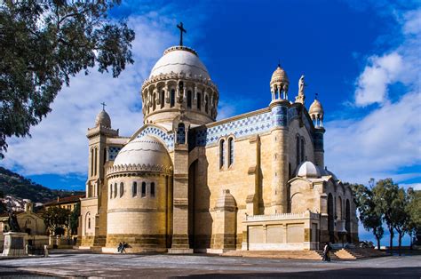 Cathédrale de Notre Dame d Afrique DZA Locations de vacances Abritel