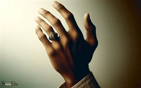 Spiritual Meaning Of Wearing Rings On Different Fingers