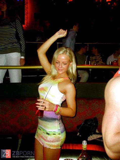 Steamy Super Sexy Facebook Teenagers ZB Porn